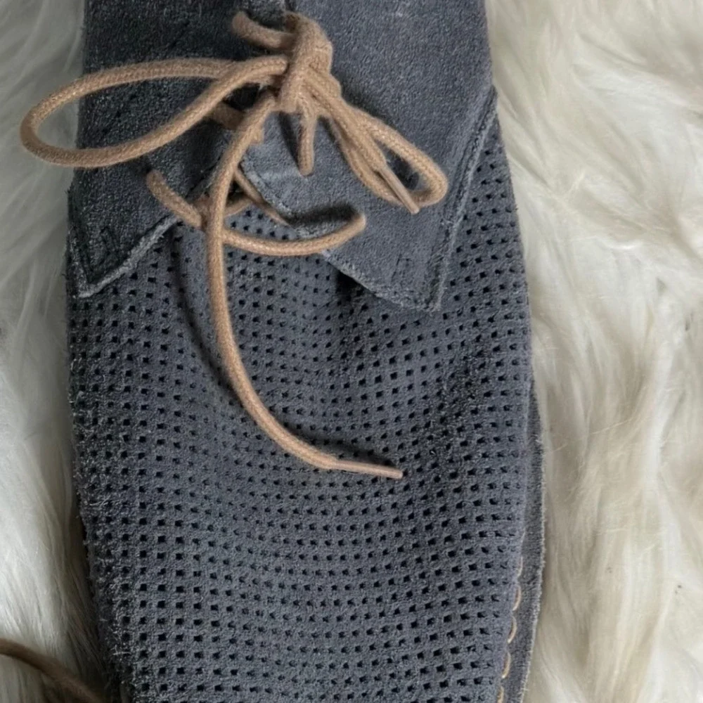 Kenneth Cole Reaction Desert Hill Grey Suede Perforated Chukka Boots Mens 11.5 M